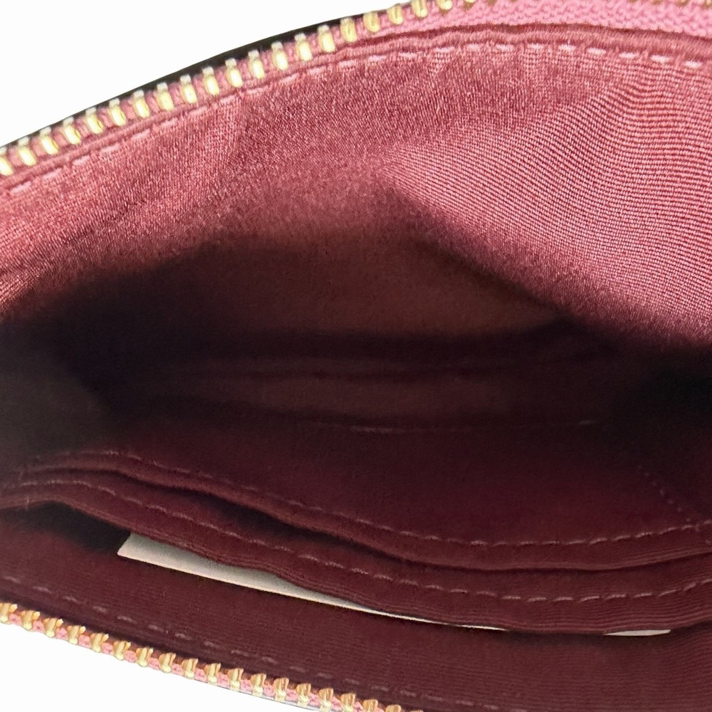 Coach Corner Zip Leather Wristlet With Horse And Carriage in Strawberry‎ Haze - Picture 7 of 7
